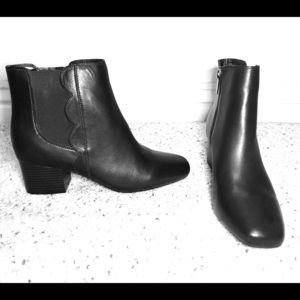 New Loella heeled black ankle boots, size 9.